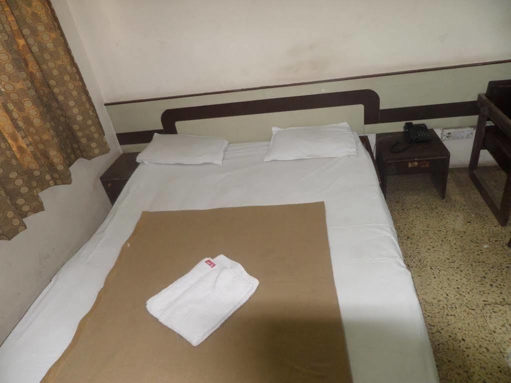 Hotel Shilpa 나식 외부 사진