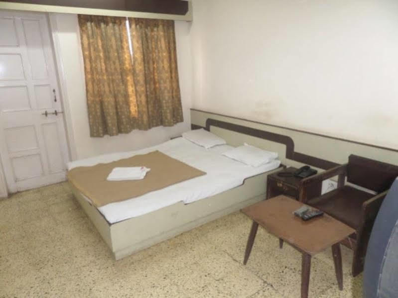 Hotel Shilpa 나식 외부 사진